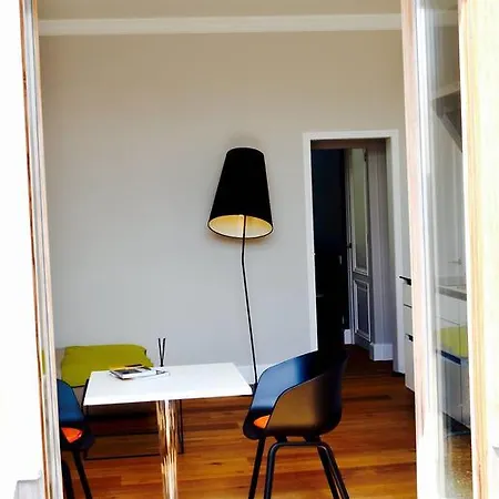 Apartment Square50