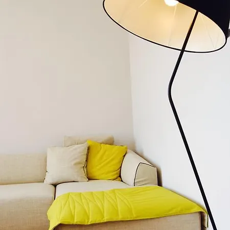 Apartment Square50
